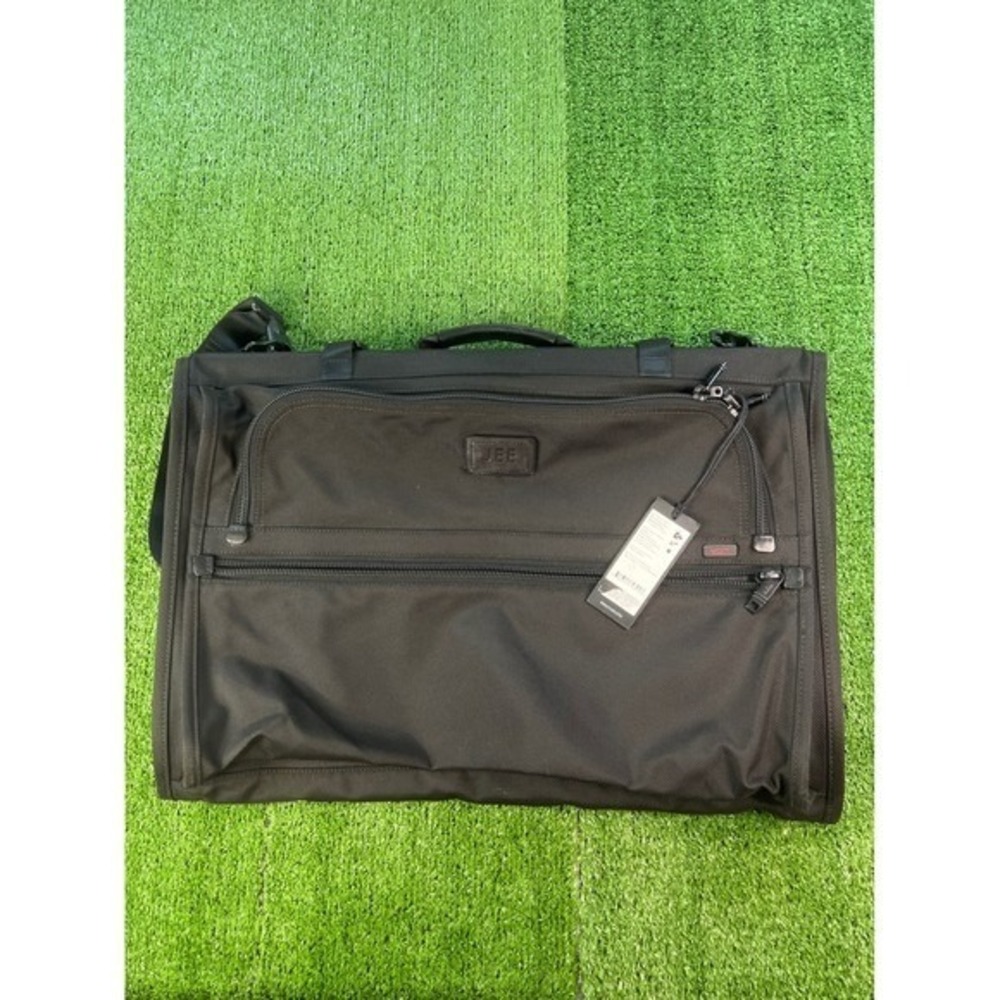 NWT Tumi Black Garment Bag Carry On‎ Suitcase Travel Luggage 22133DH